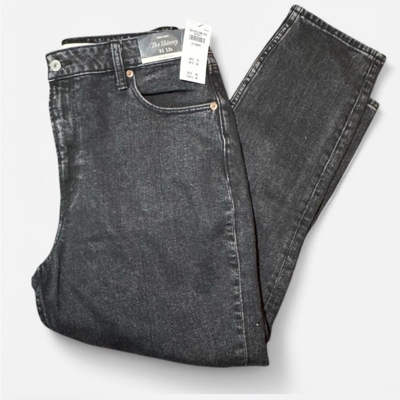 NWT Women’s A&F Curve Love High Waist Skinny Black Wash Jeans - Picture 3 of 6